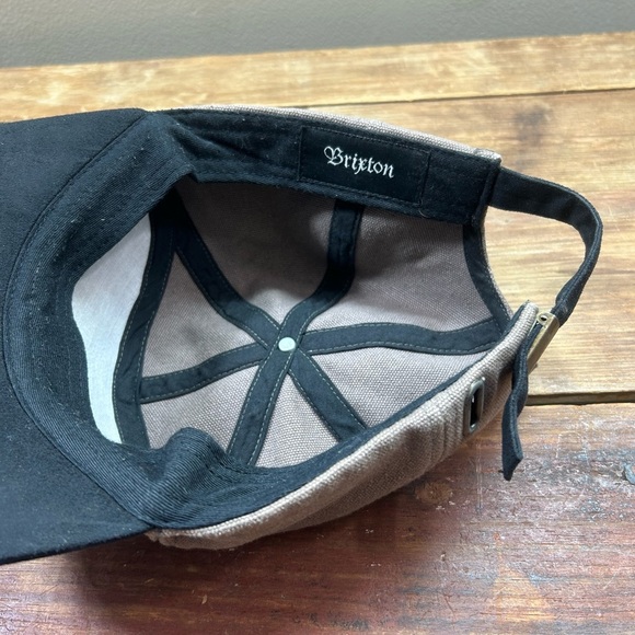 Brixton Brown and Black Cap. Suede brim and canvas cap. NEVER WORN! - Picture 6 of 7